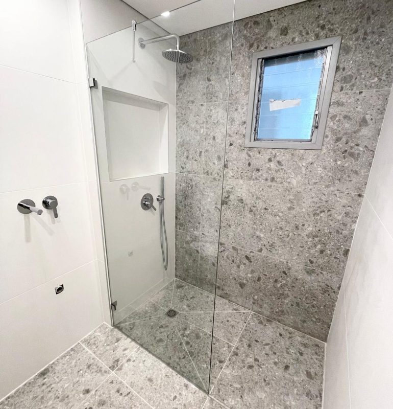 מקלחון דופן